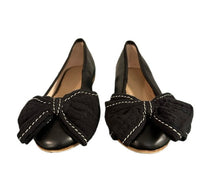 Load image into Gallery viewer, ZARA BOW FLATS (SZ 7)