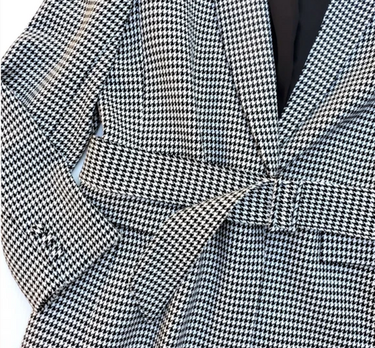 Gianni Bini Houndstooth Belted Blazer (SZ 10)
