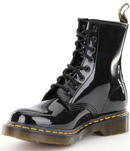Load image into Gallery viewer, GIRLS' DR. MARTENS PATENT LAMPER BOOTS (SZ 5)