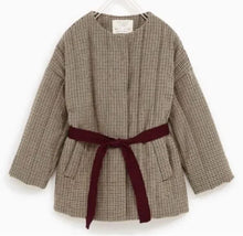 Load image into Gallery viewer, Zara Girls Soft Collection Plaid Quilted Puffy Jacket (SZ 9)