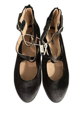 Load image into Gallery viewer, OLD NAVY FLATS (SZ 2)
