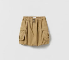 Cargar imagen en el visor de la galería, Zara Girls Parachute Skirt (SZ 11-12)
