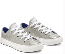 Load image into Gallery viewer, Converse CTAS OX Glitter Sneakers  (SZ 2)
