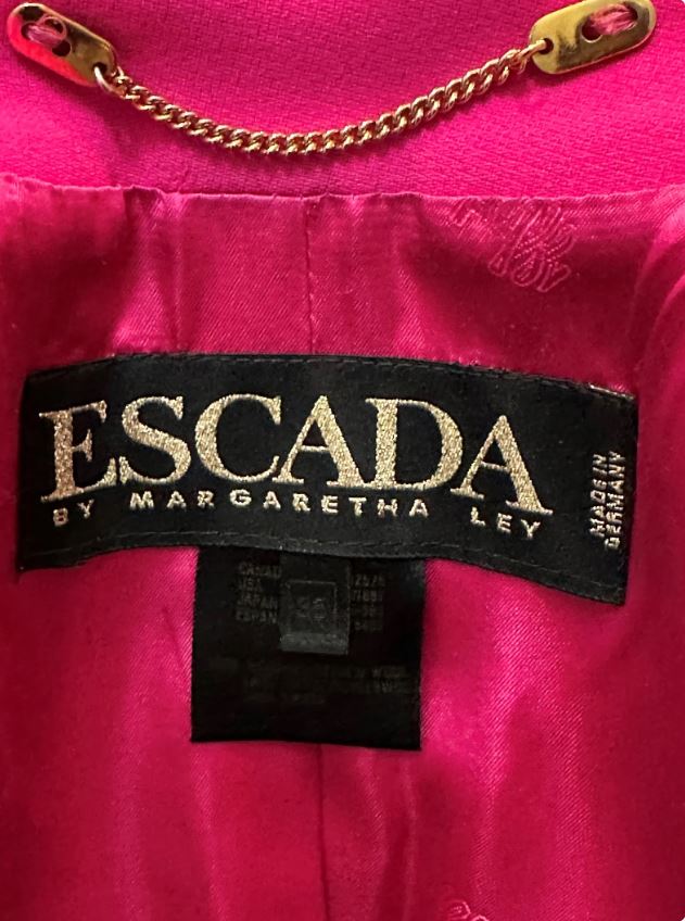 Vintage Escada Wool Hot Pink Skirt Suit 36/S – elleandava Vintage Escada Wool Hot Pink Skirt Suit 36/S – elleandava