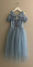 Cargar imagen en el visor de la galería, BLUE FANTASY PLAY DRESS COSTUME (SZ10-11)
