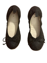 Load image into Gallery viewer, ZARA GIRLS HOLIDAY BALLERINA FLATS (SZ 1-2)
