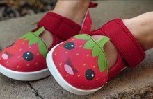 Load image into Gallery viewer, ikiki Strawberry Squeaky Toddler Sandals | Red (SZ 8)

