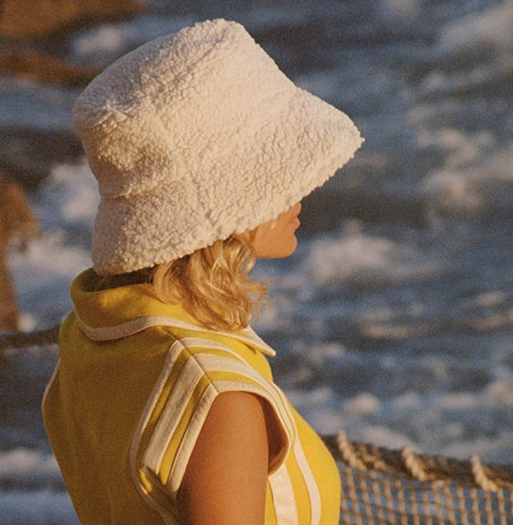 LACK OF COLOR TEDDY BUCKET HAT (M\L)