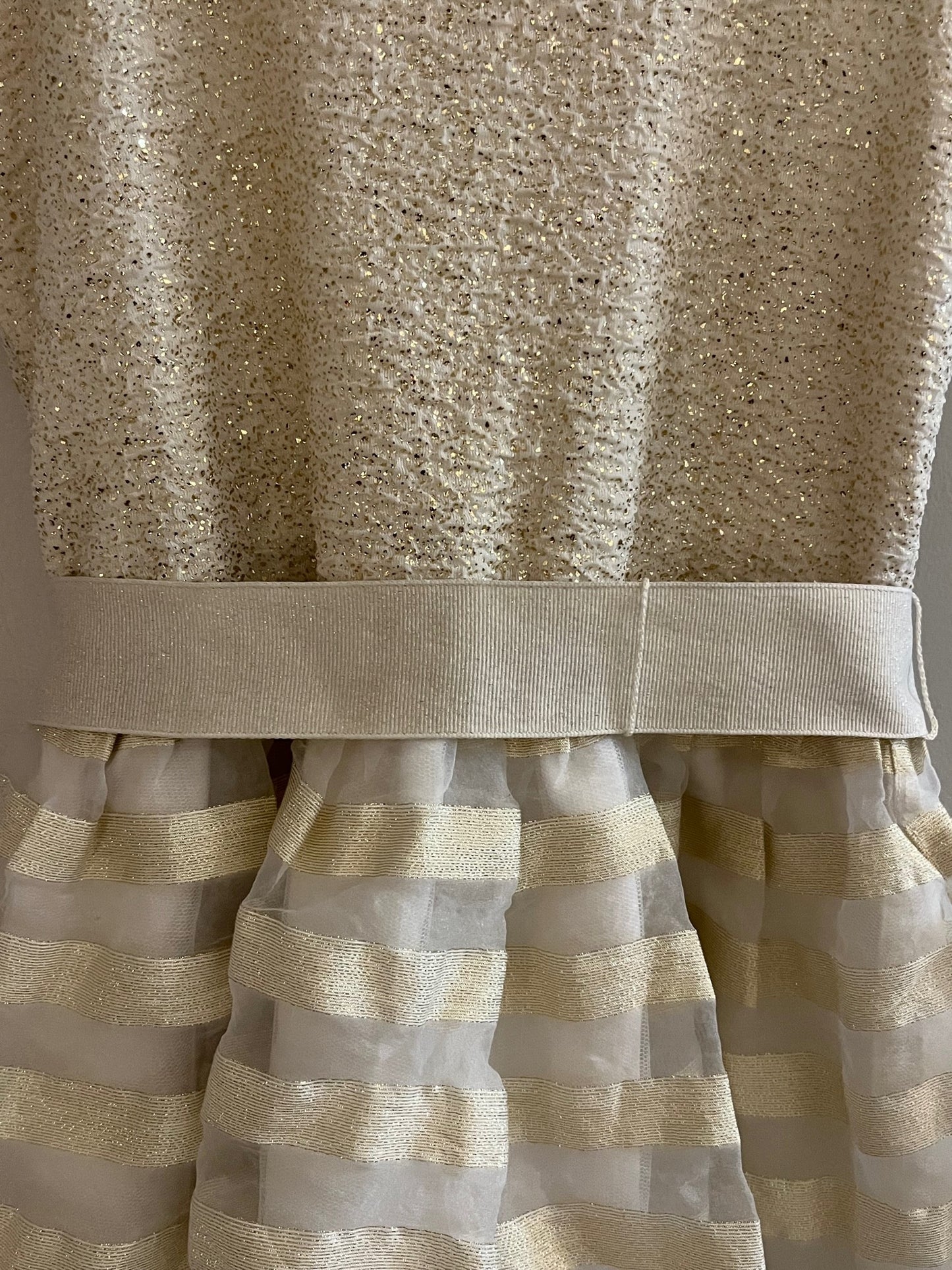 CHILDREN'S PLACE GOLD SPARKLE HOLIDAY DRESS (SZ 7/8)