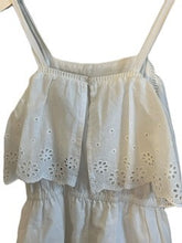 Cargar imagen en el visor de la galería, NWT BEBE WHITE ROMPER (SZ L/14)
