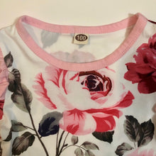 Cargar imagen en el visor de la galería, Baby Girl Flower Ruffled Jumpsuit (9-12 Months)
