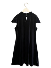 Cargar imagen en el visor de la galería, CHILDREN&#39;S PLACE BLUE VELVET DRESS (SZ 16)
