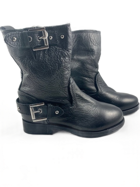 NWT ZARA LEATHER MOTO BOOTS (SZ 9)