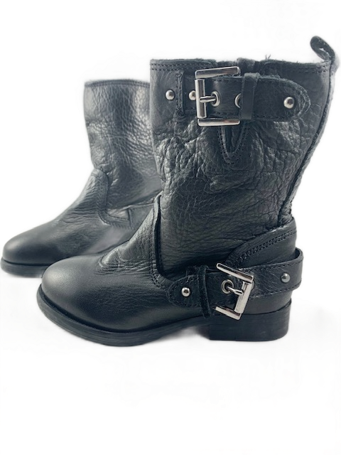NWT ZARA LEATHER MOTO BOOTS (SZ 9)