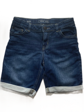 Load image into Gallery viewer, CHEROKEE STRETCH BERMUDA SHORTS L (10/12)
