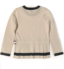 Cargar imagen en el visor de la galería, NWT BABY GAP PLEATED SWEATER (SZ 5)
