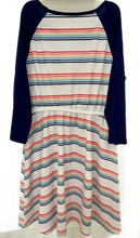 Cargar imagen en el visor de la galería, So STRIPED DRESS (SZ 10/12)

