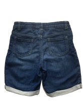 Load image into Gallery viewer, GAP DENIM SHORT (SZ 14)
