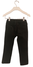 Cargar imagen en el visor de la galería, THE CHILDREN&#39;S PLACE BLACK SKINNY JEANS (SZ 4T)
