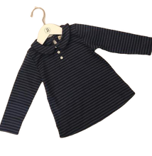 Cargar imagen en el visor de la galería, NWT OLIVE JUICE NAVY STRIPE TOP (SZ 2Y)
