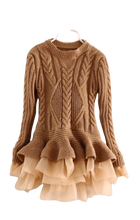 Cargar imagen en el visor de la galería, Knit Pullover Ruffled Skirt Sweater Dress (SZ6)
