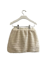 Load image into Gallery viewer, CHILDREN&#39;S PLACE FAUX FUR SKIRT (SZ 5-6)
