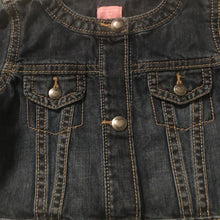 Cargar imagen en el visor de la galería, CHILDREN&#39;S PLACE DENIM JACKET (9-12M)
