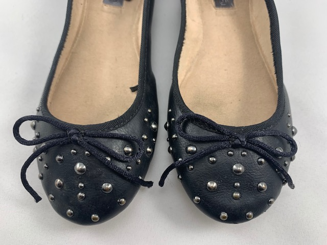 ZARA LEATHER STUDDED BALLERINA FLATS (SZ 1 1/2)