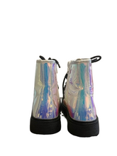 Cargar imagen en el visor de la galería, CHILDREN&#39;S PLACE LACE UP BOOT (SZ 2)
