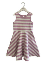 Load image into Gallery viewer, JANIE &amp; JACK STRIPED SWING DRESS (SZ 7)
