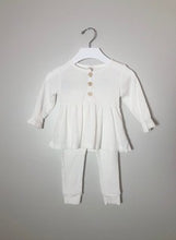 Load image into Gallery viewer, WHITE RIBBED TWO PIECE SET (SZ 2Y)
